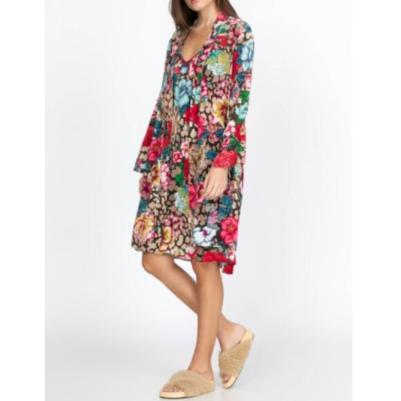 Johnny Was 'Evelyn' Floral-Print Silk Robe, Multicolor - Picture 2 of 3